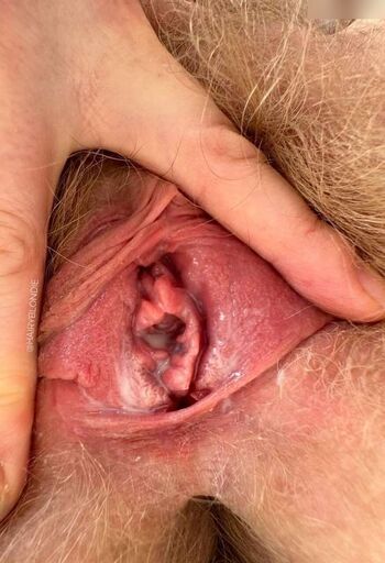hairyblondie