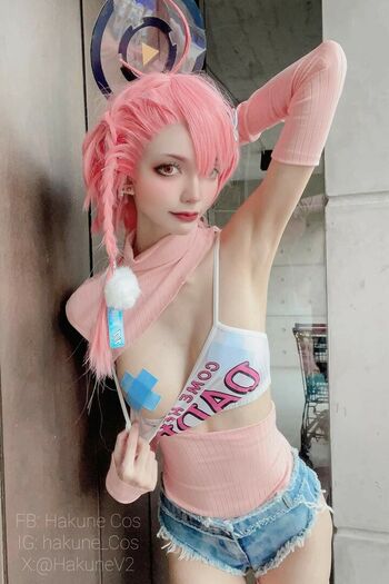 Hakune_cos