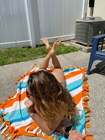 hang10toess
