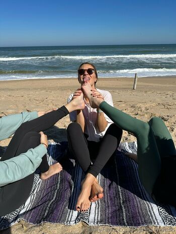 hang10toess