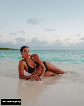 Hannah Fallis Bronfman