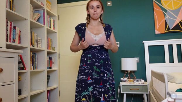Hannah Witton