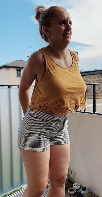 Hannah Witton