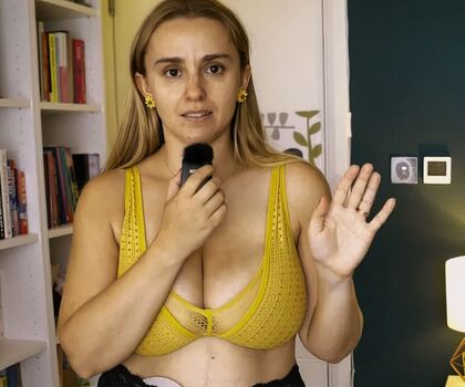 Hannah Witton