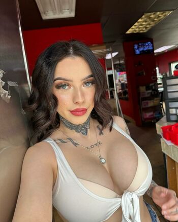 Hannahbabyjane