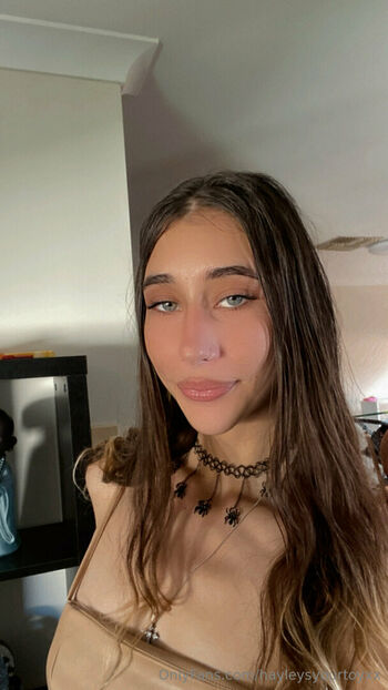 hayleysyourtoyxx