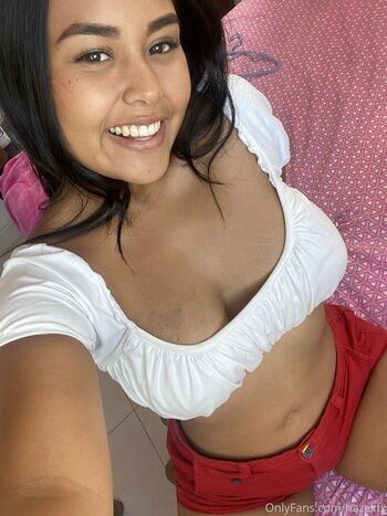 hazelxfox