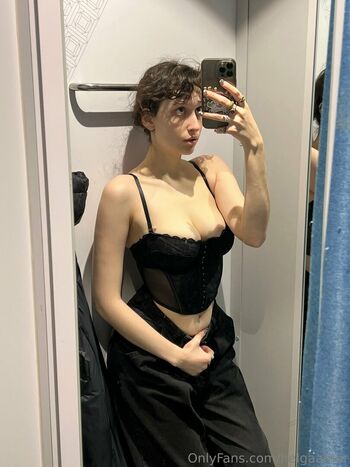 Helga Amor