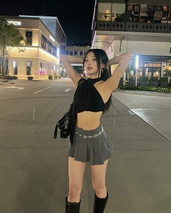 Hena Yang