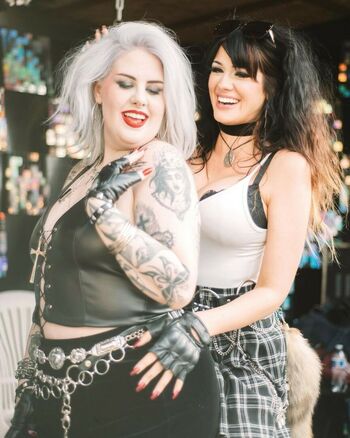 hexgrlfrnd