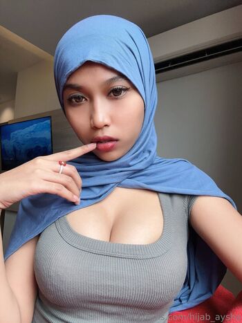 hijab_aysha