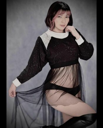 Hikaru Shida