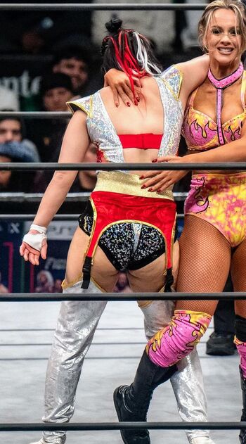 Hikaru Shida