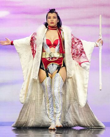 Hikaru Shida