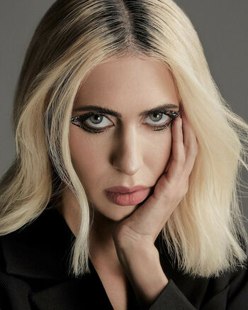 Hila Klein