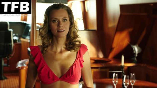 Hilarie Burton