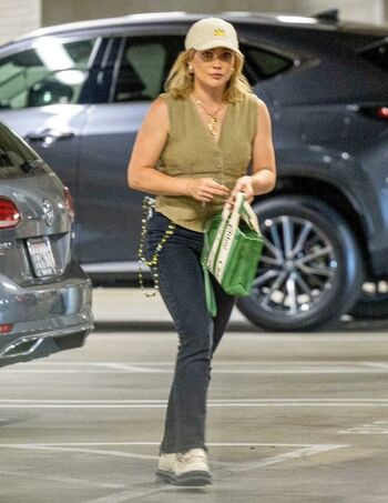 Hilary Duff