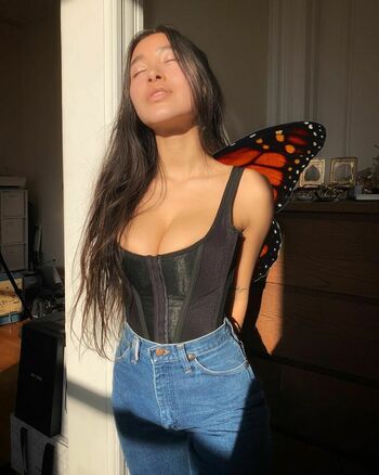 Hitomi Mochizuki