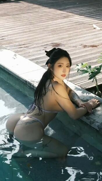 Hitomi Songyuxin