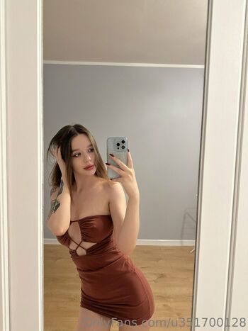 ho11y_girl
