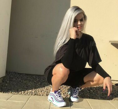Hollie Rotten