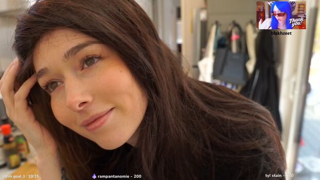 Holls8