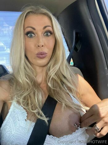 Holly Hotwife