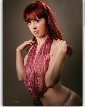 holly12x