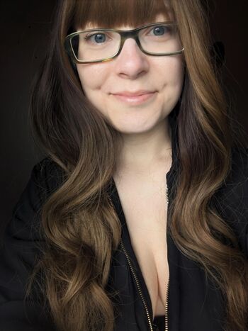 HollyGoJiggly