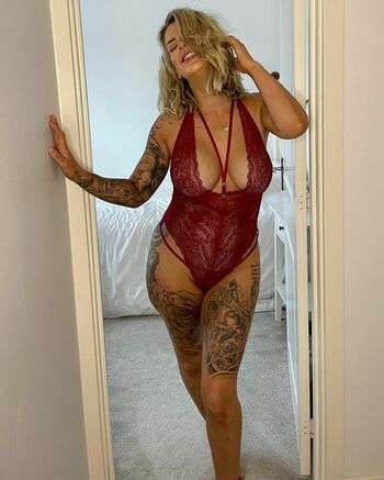 Hollyjgm16