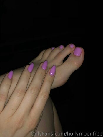hollymoonvvip