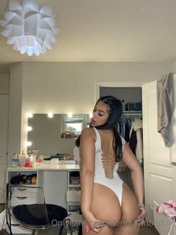 honduranbaddie