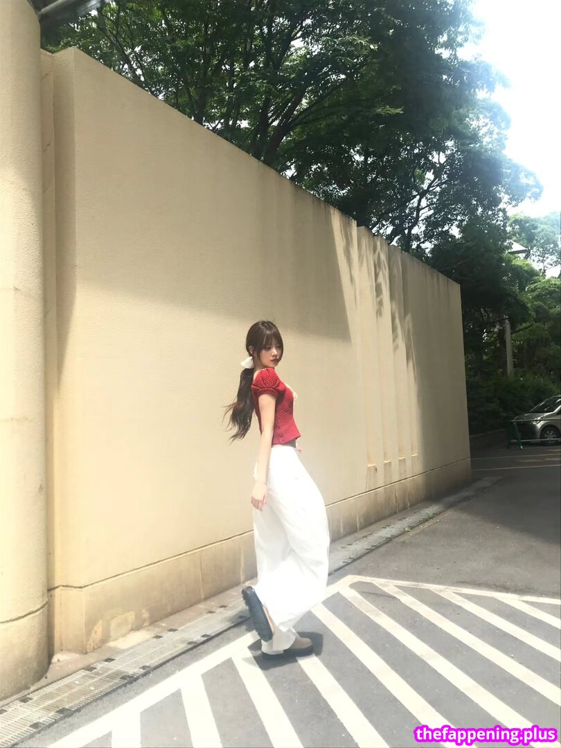 Hong Eunchae 홍은채