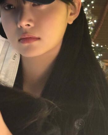 Hong Eunchae 홍은채