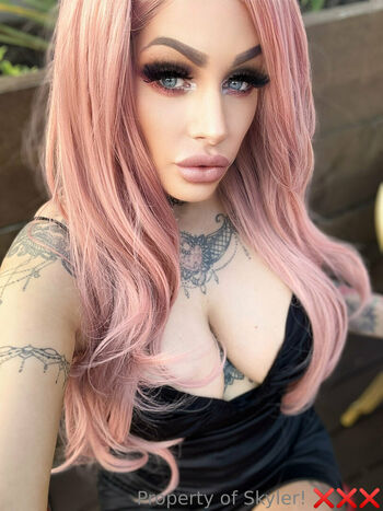 hot_mum_skyler