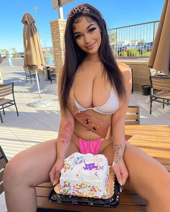Hot4lexi