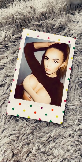 Hotbella_