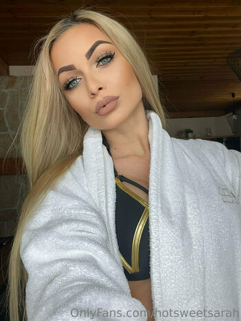 hotblondesarah