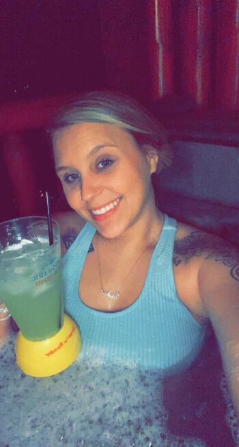 hotblondie95