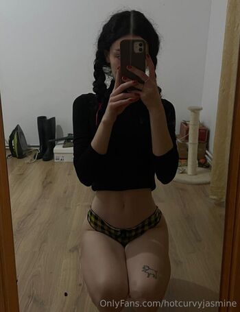 hotcurvyjasmine