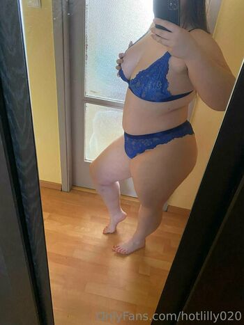 hotlilly020