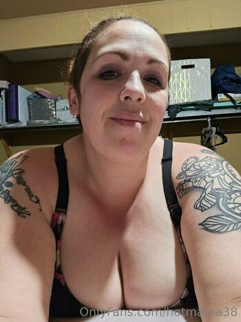 HotMama38