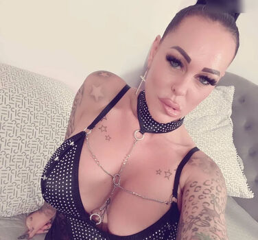 Hotmilfbitch