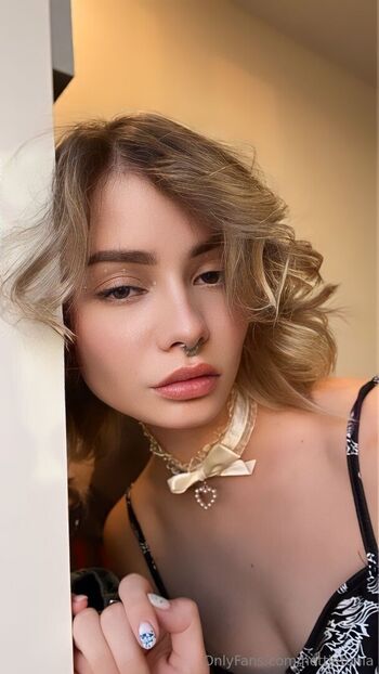 hottietonia