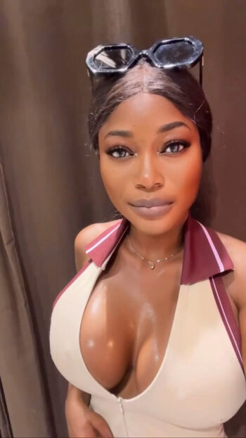 i_heart_whitney