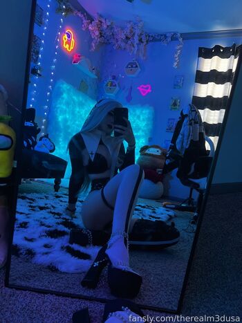 IAmM3dusa_