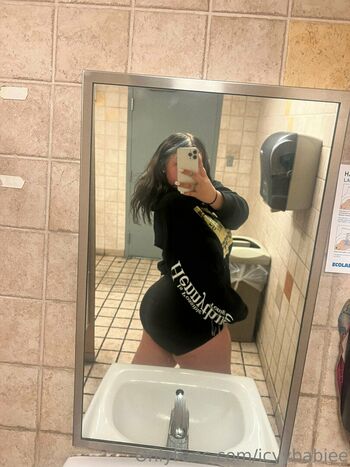icyybabiee