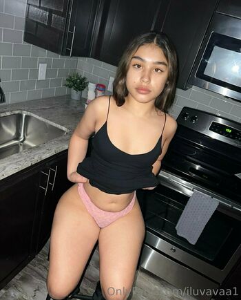 iiluvava_