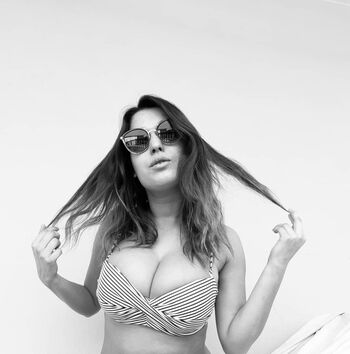 ileniatenaa
