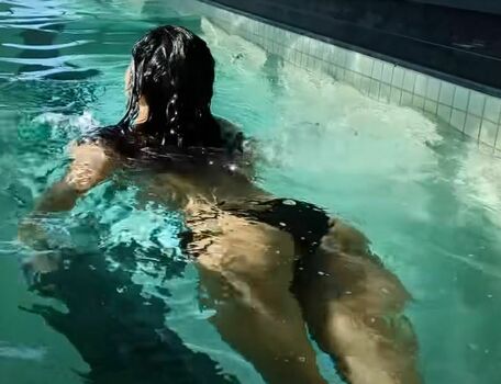 Imbeca Rebeca